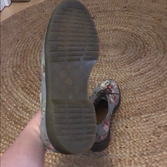 Flower patterned Dr.Martens Oxford shoes - Picture 4 of 4